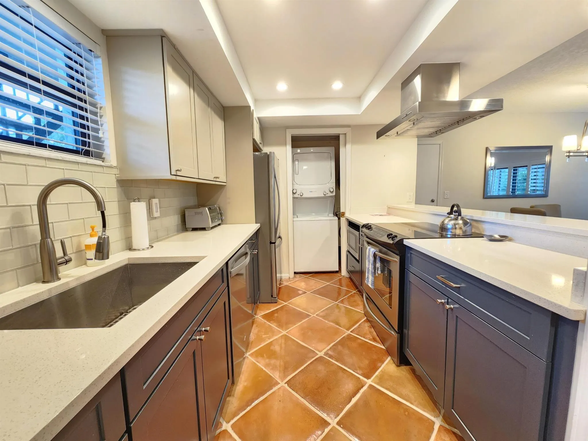 11863 Wimbledon Circle, #416