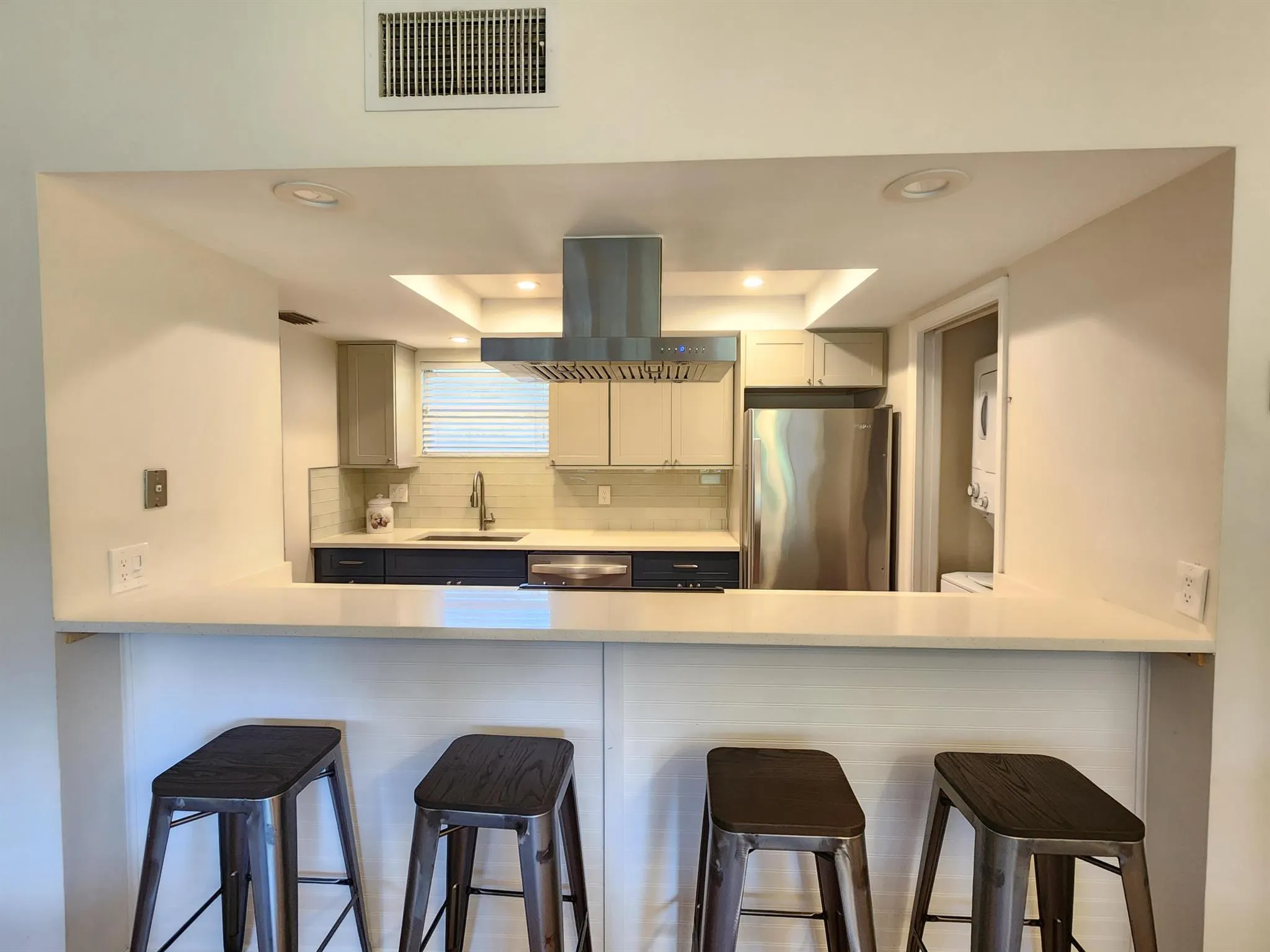 11863 Wimbledon Circle, #416