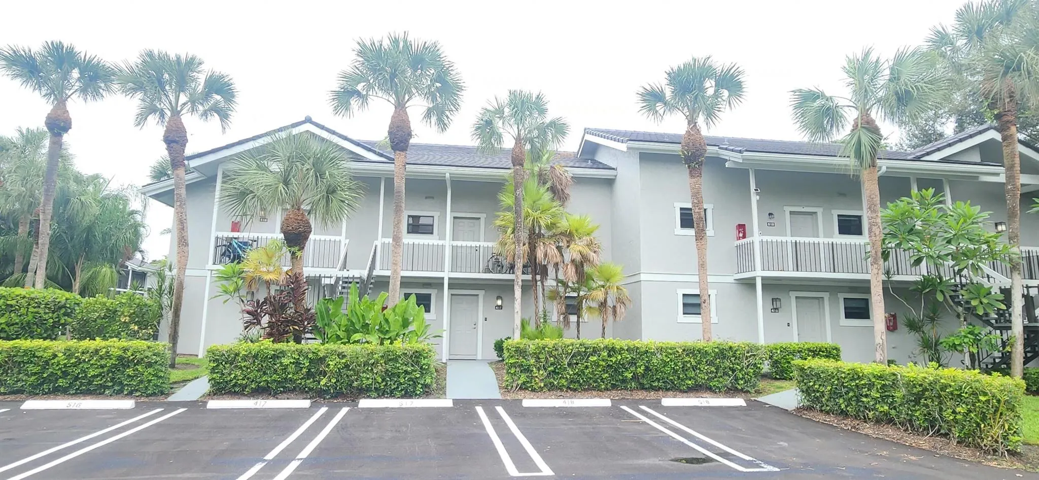 11863 Wimbledon Circle, #416