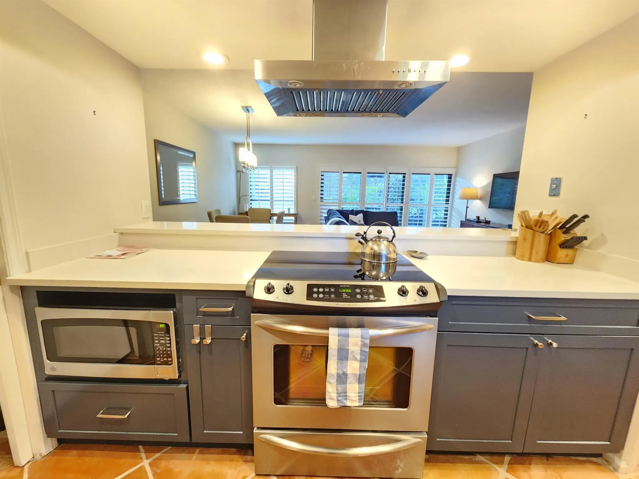11863 Wimbledon Circle, #416