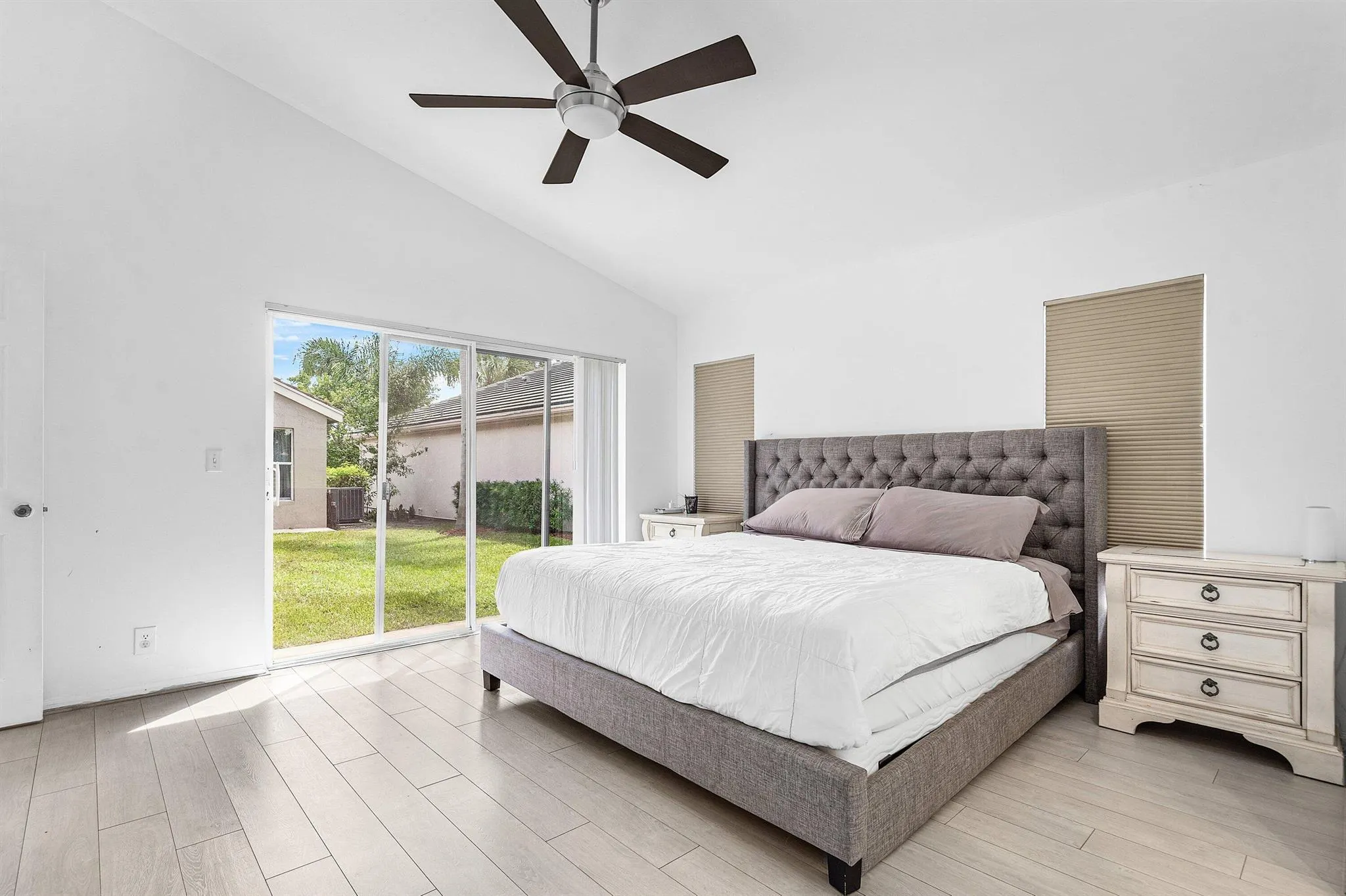 790 Clearbrook Park Circle
