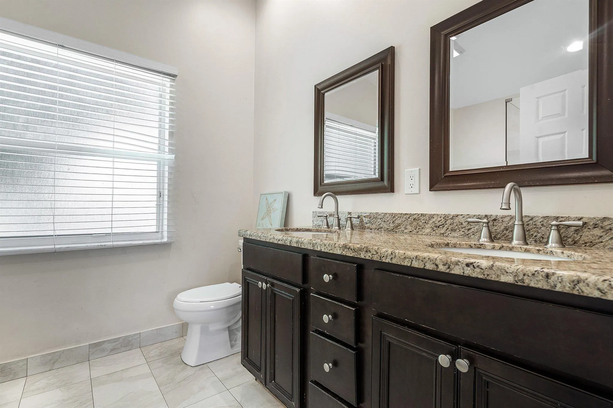 790 Clearbrook Park Circle