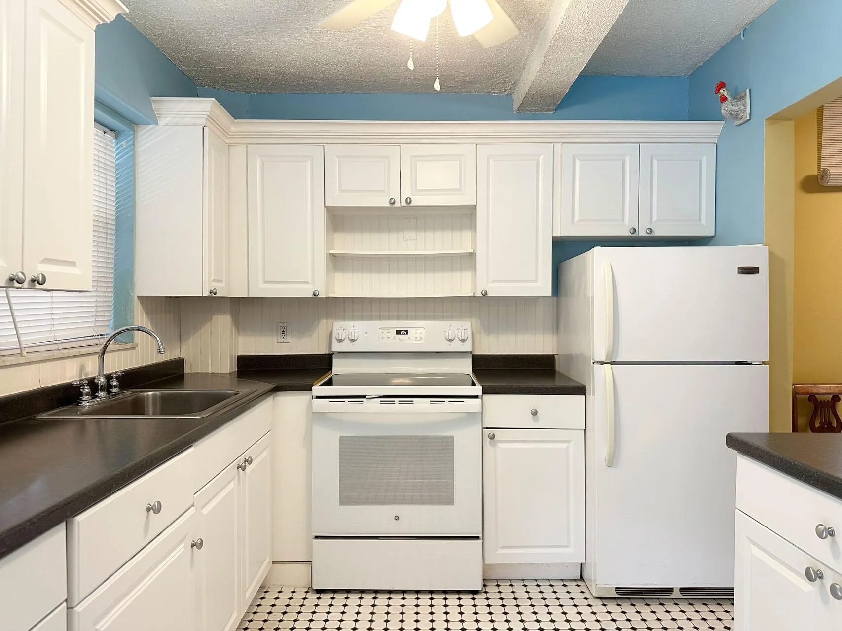 100 Royal Palm Way, #2010