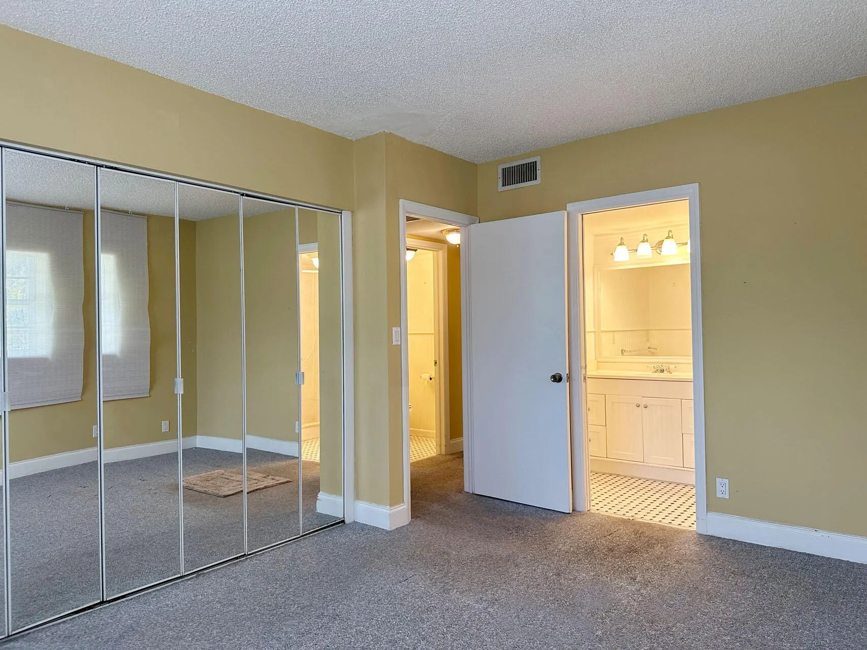100 Royal Palm Way, #2010