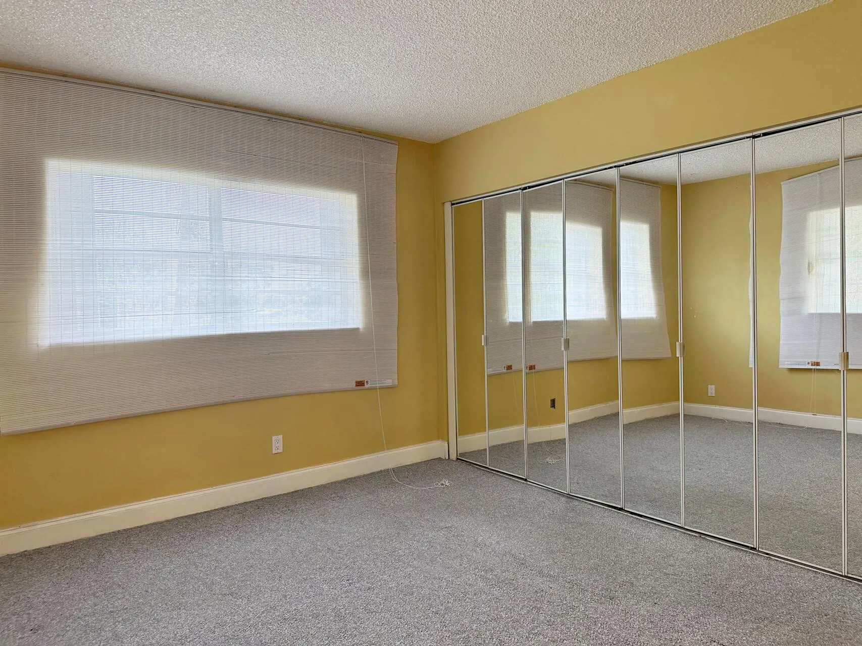 100 Royal Palm Way, #2010