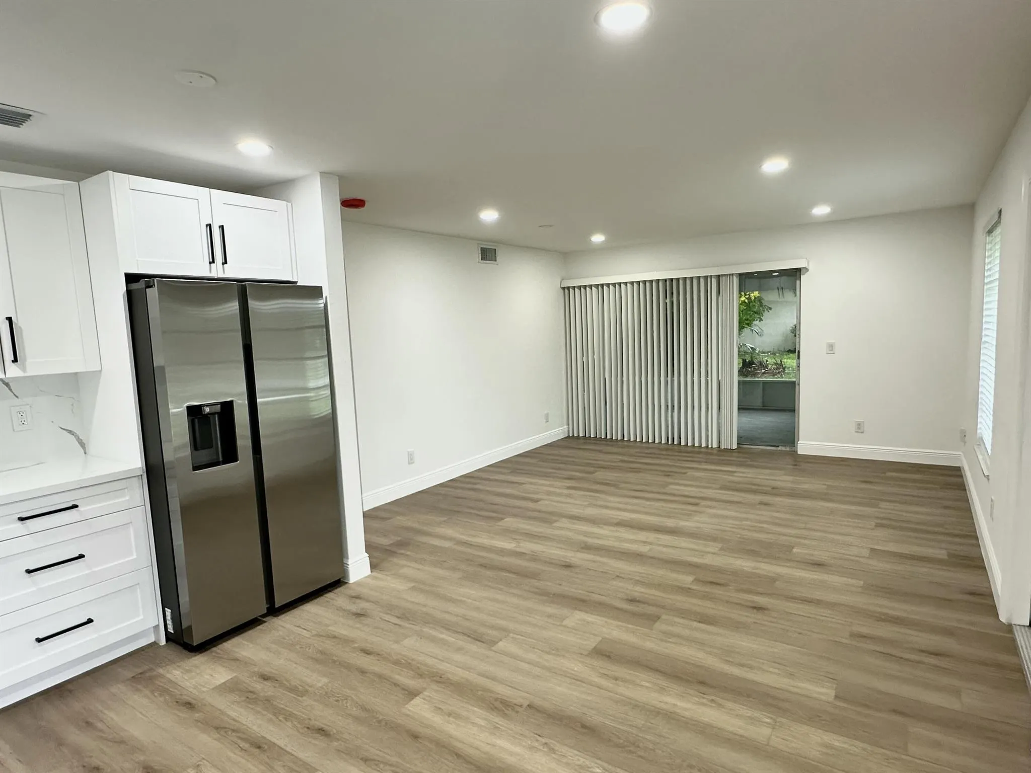 153 SE Calmoso Drive