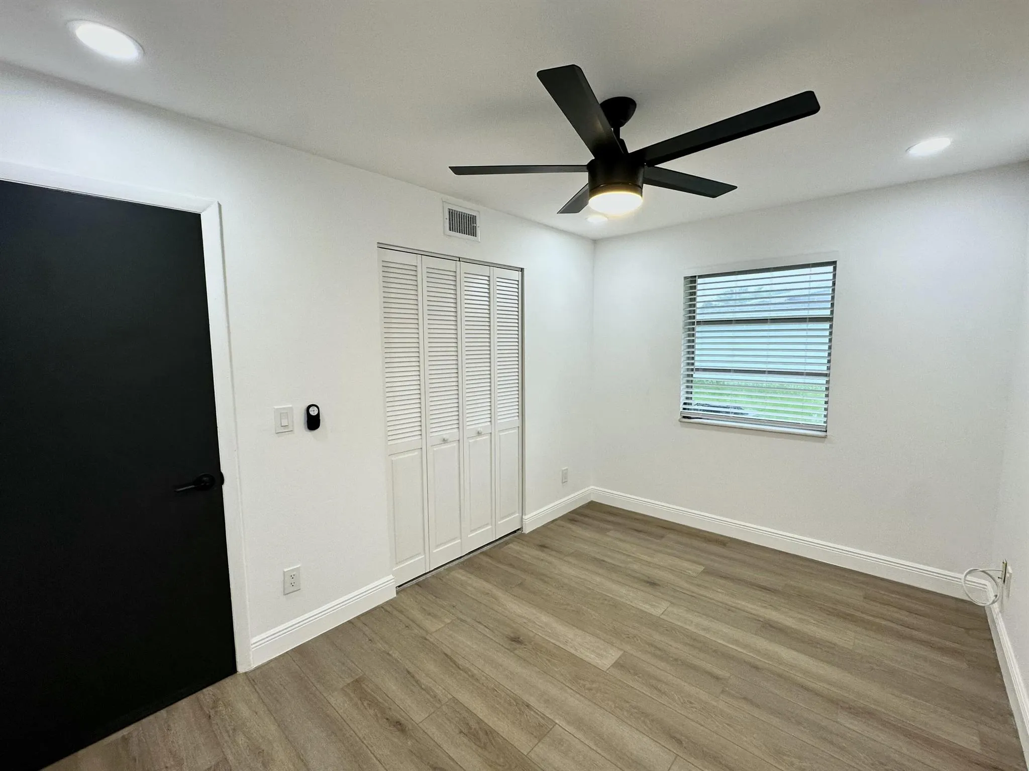153 SE Calmoso Drive