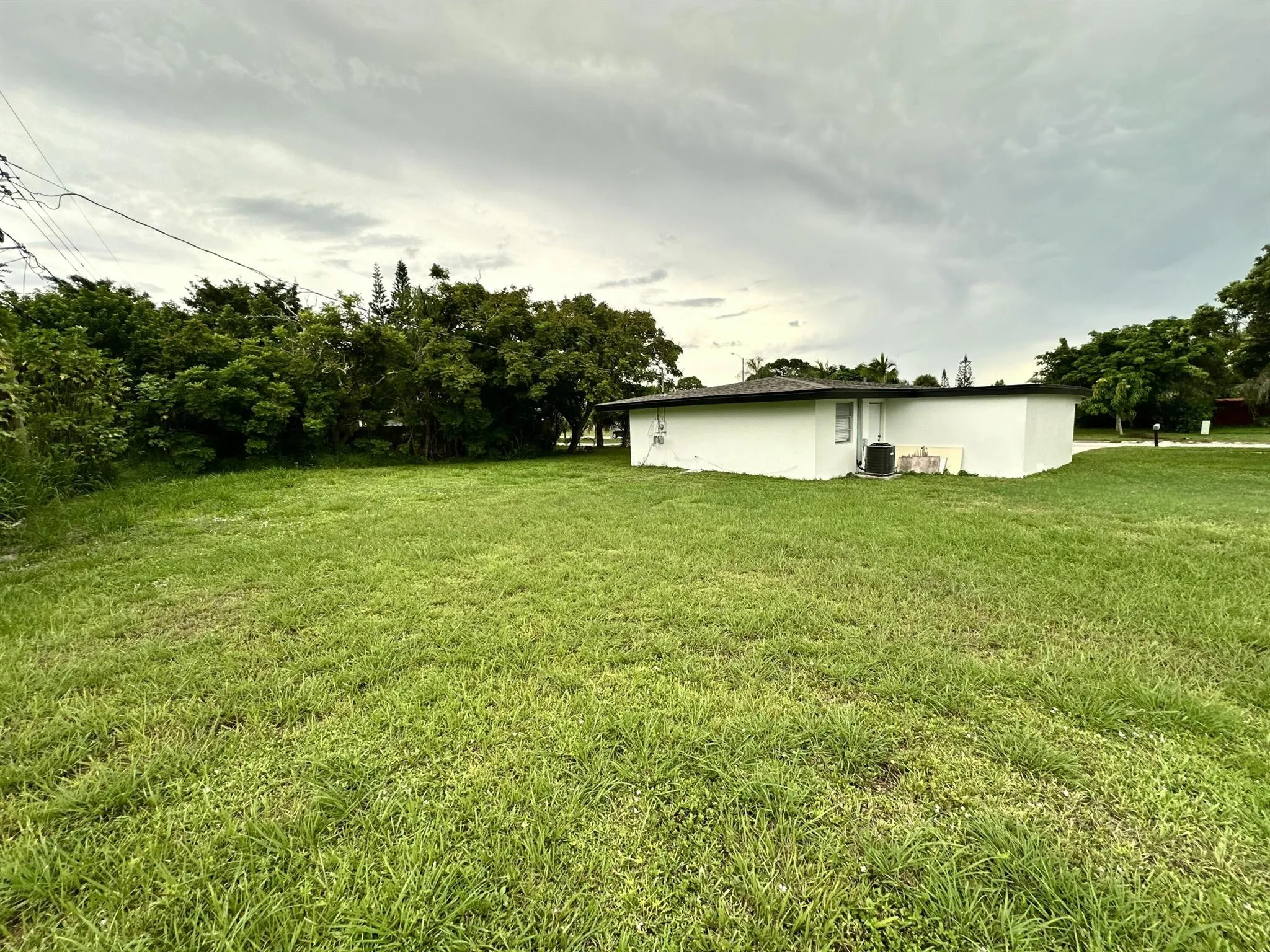 153 SE Calmoso Drive