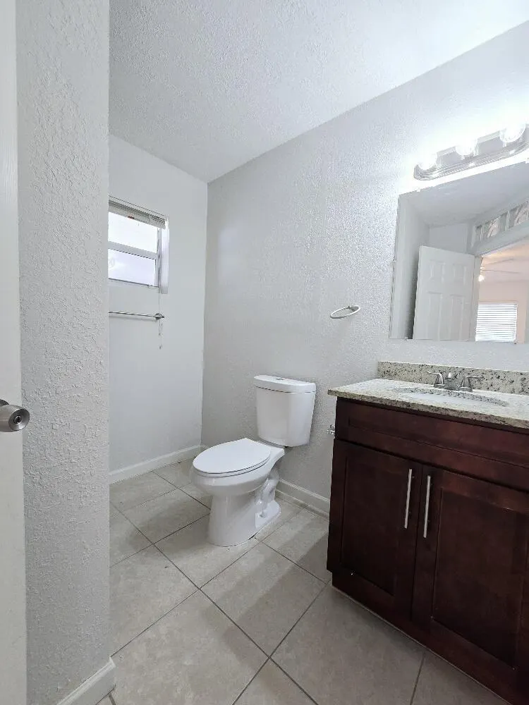 416 SW 7th Court