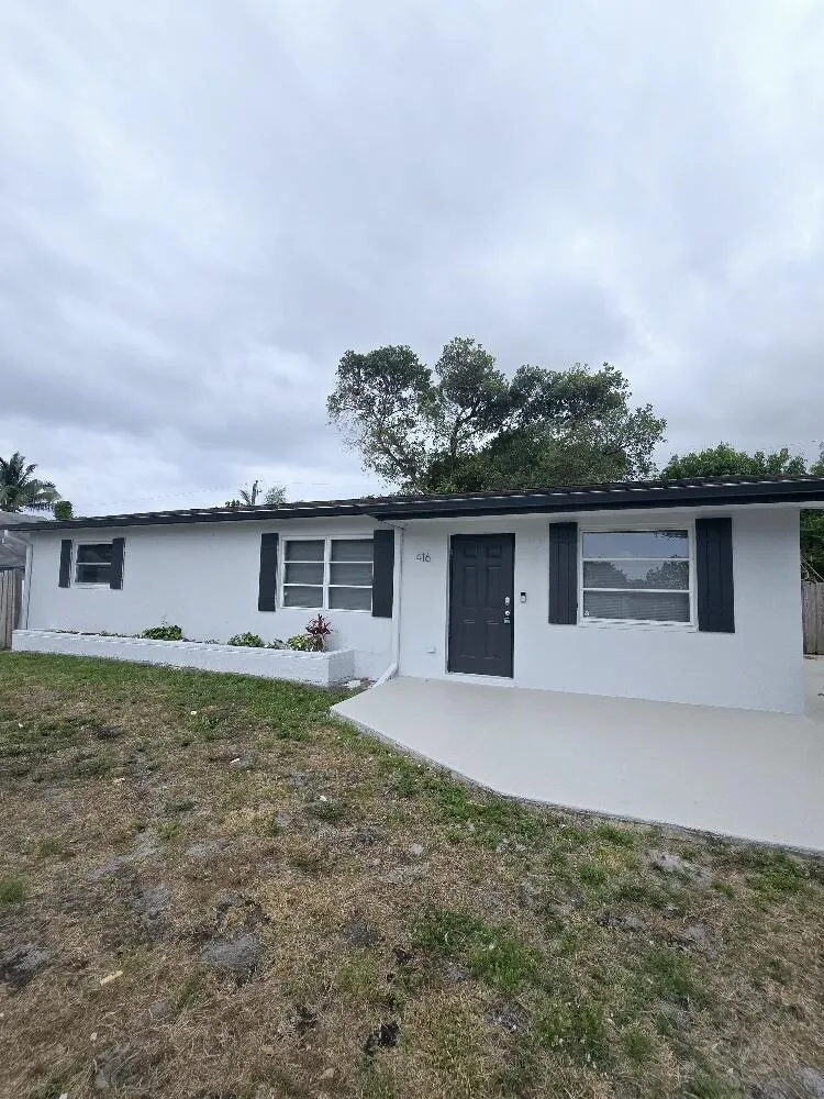 416 SW 7th Court