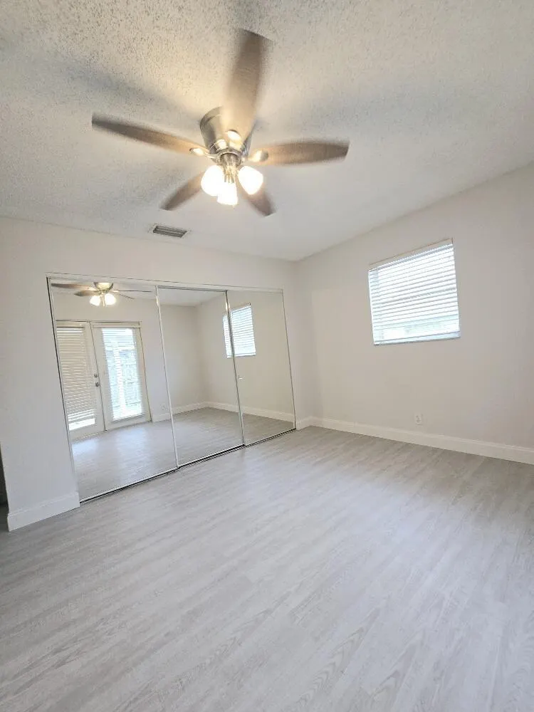 416 SW 7th Court