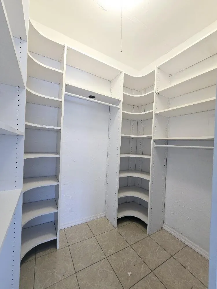 416 SW 7th Court