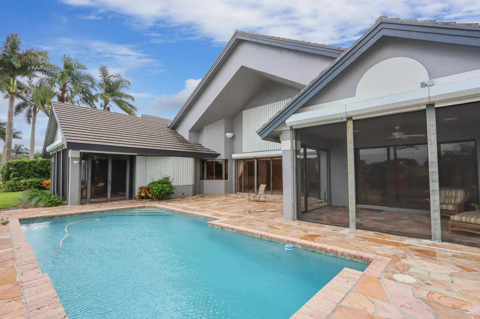 3139 Miro Drive S