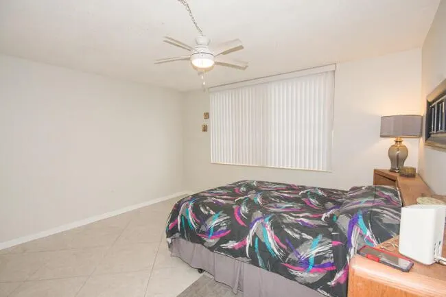 301 Croton Avenue, #202