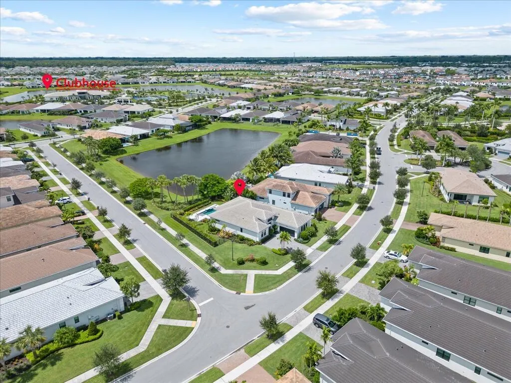 5577 Saint Armands Way