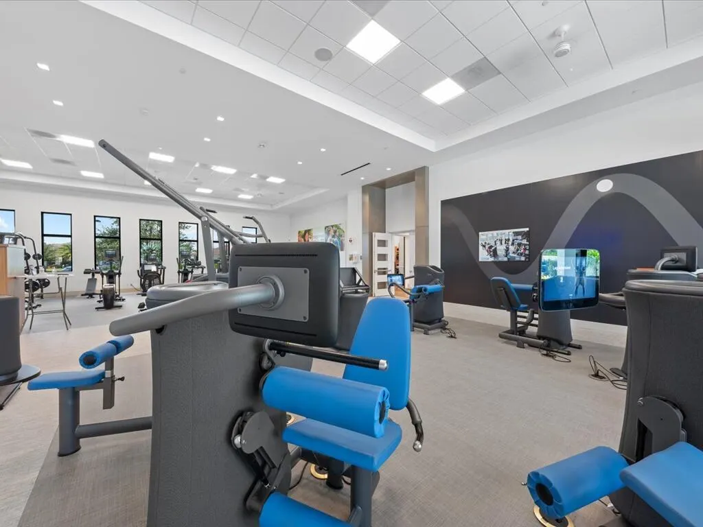 5577 Saint Armands Way