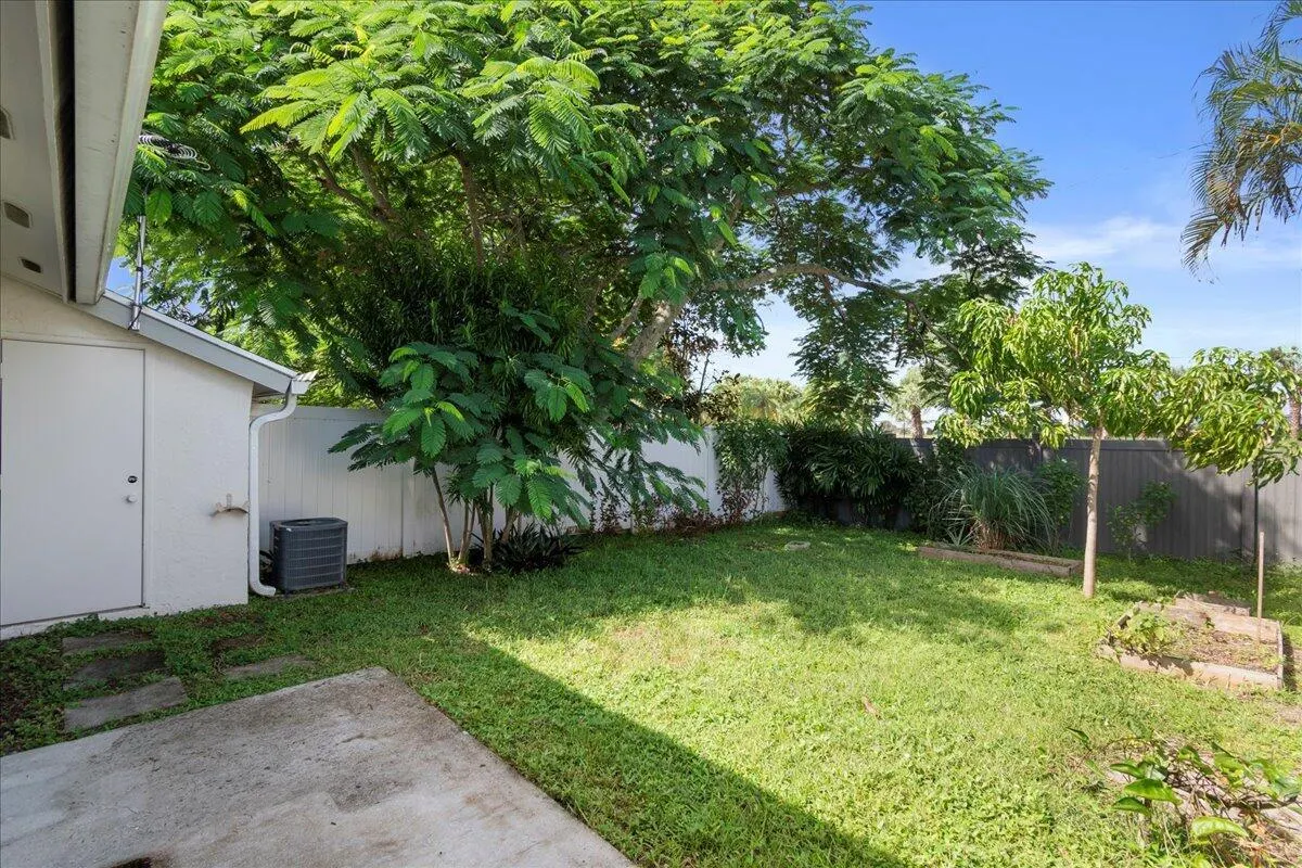 258 Palmetto Court