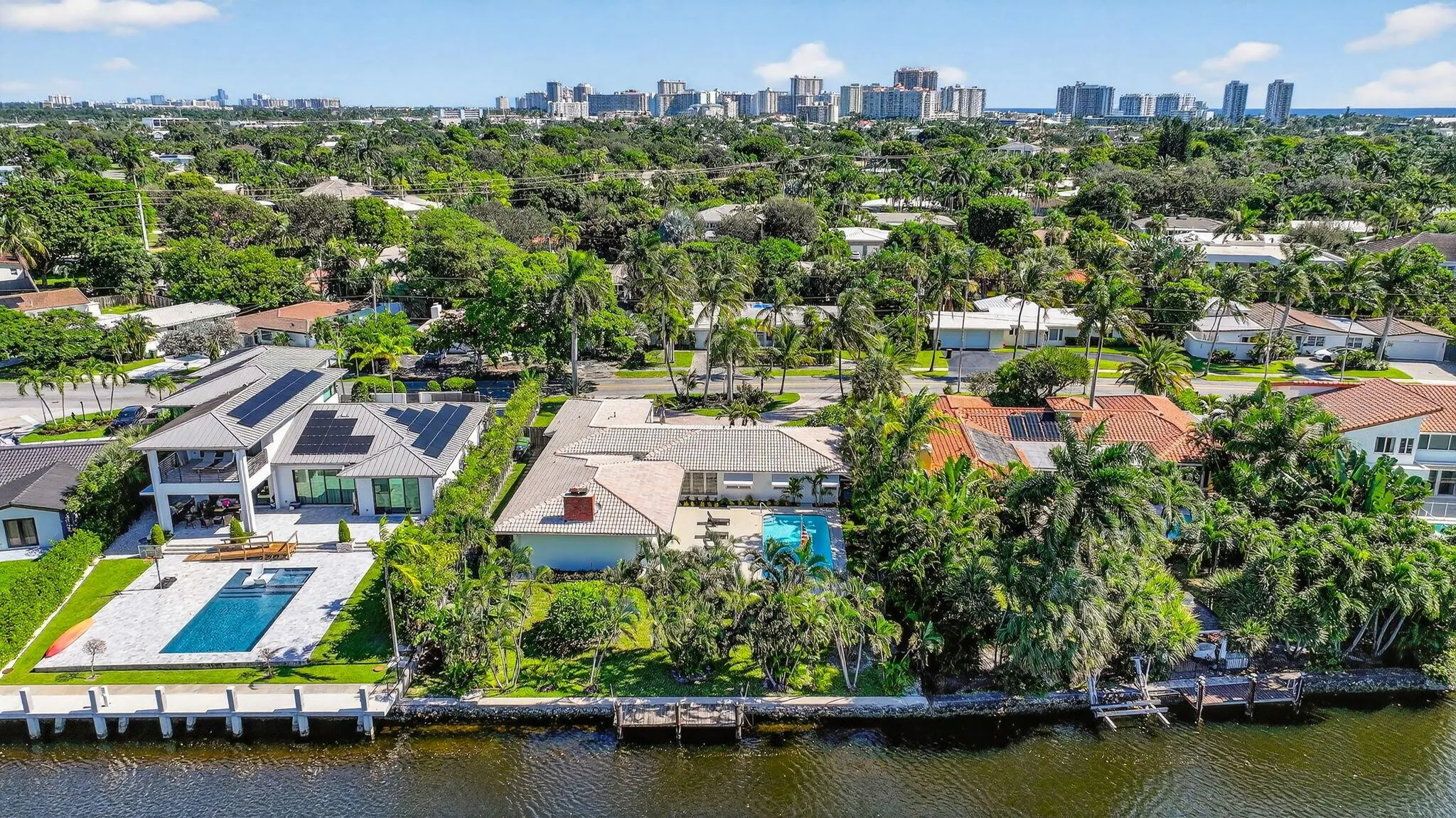 2541 Middle River Drive