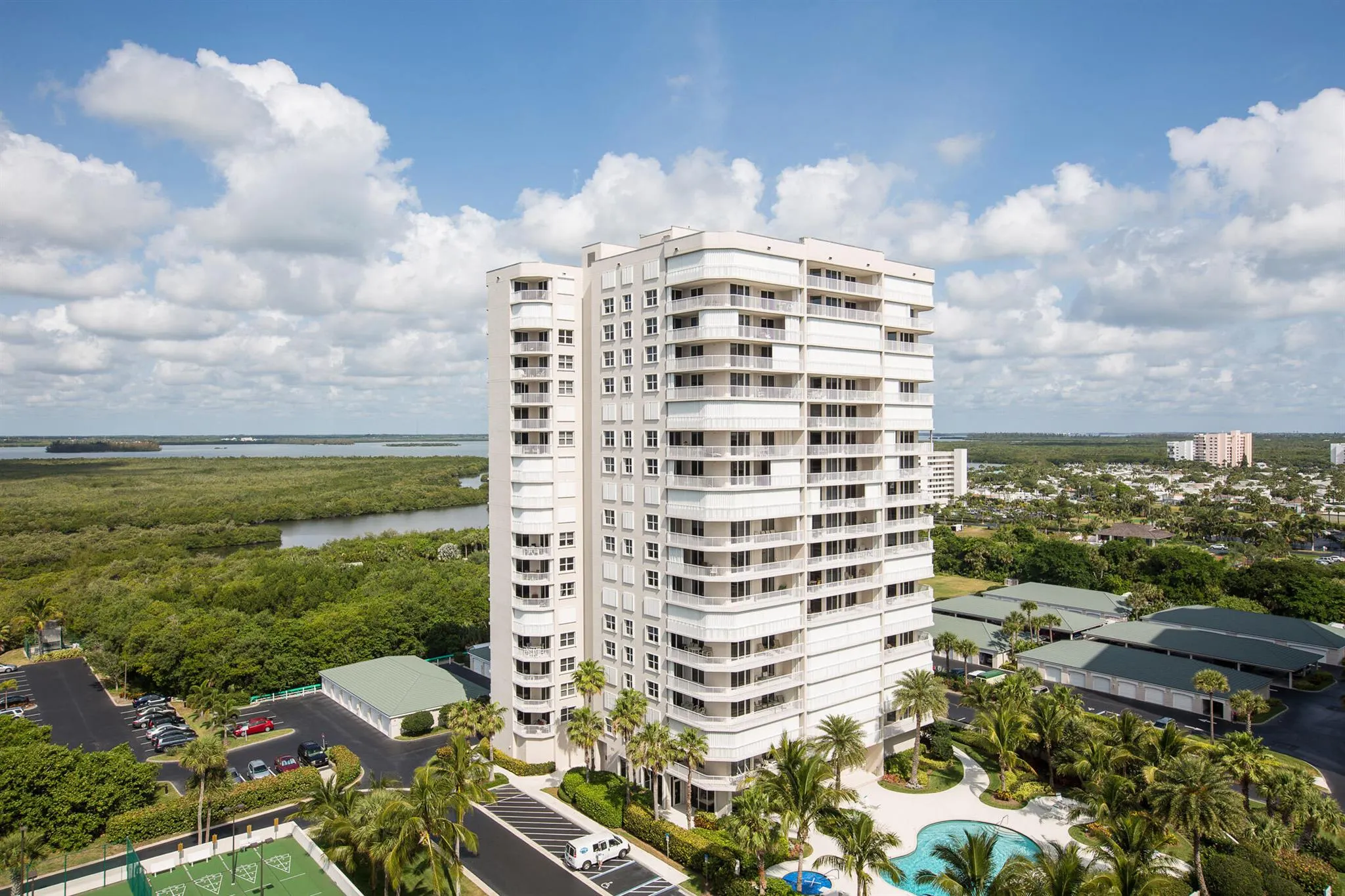 5049 N Highway A1a, #505