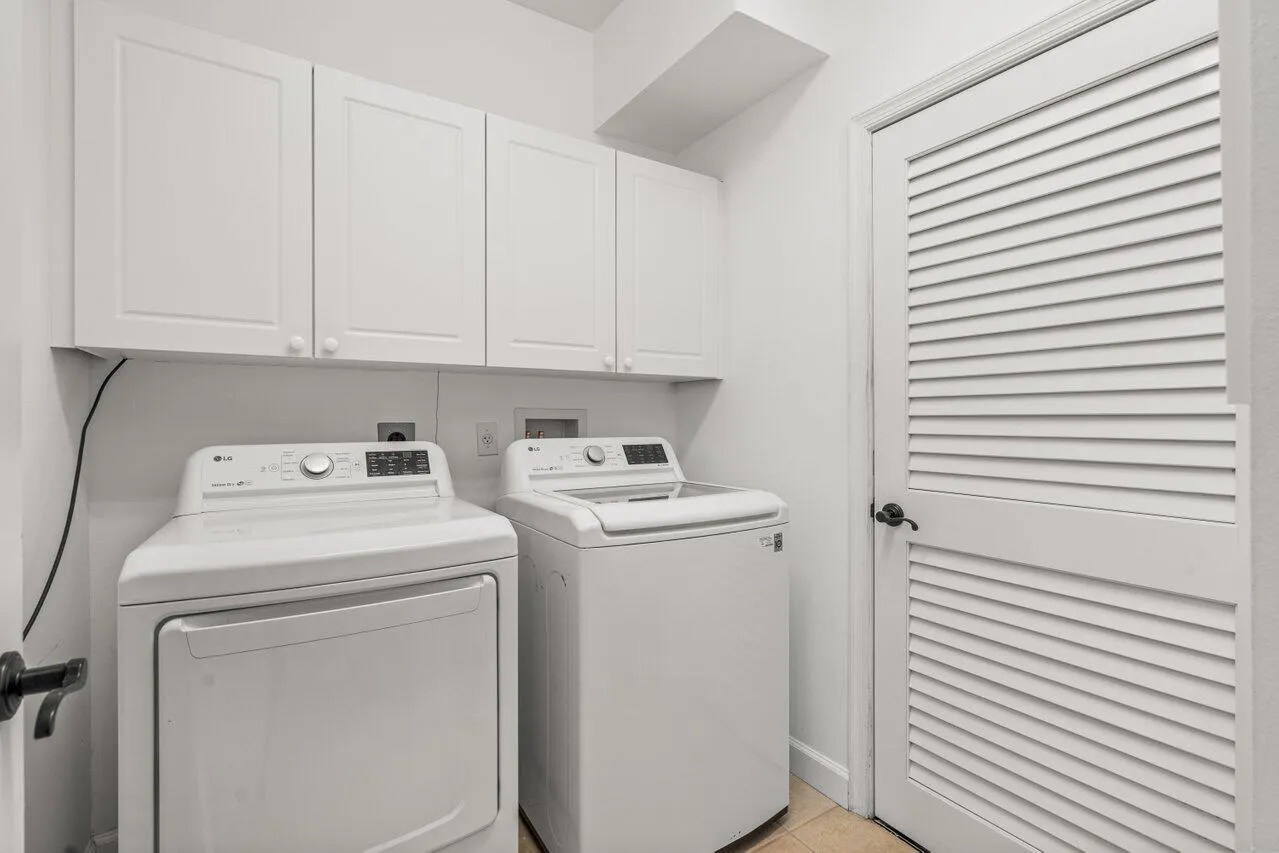 3940 N Flagler Drive, #303