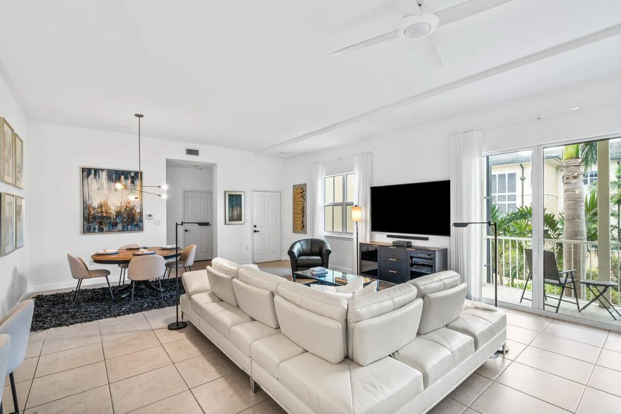 3940 N Flagler Drive, #303