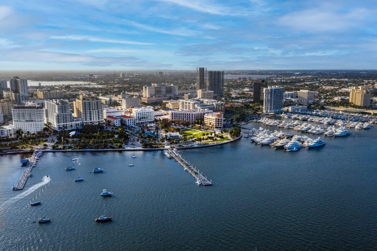 3940 N Flagler Drive, #303