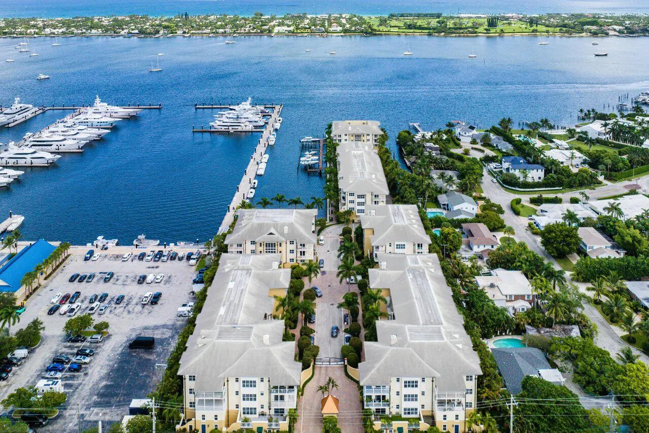 3940 N Flagler Drive, #303