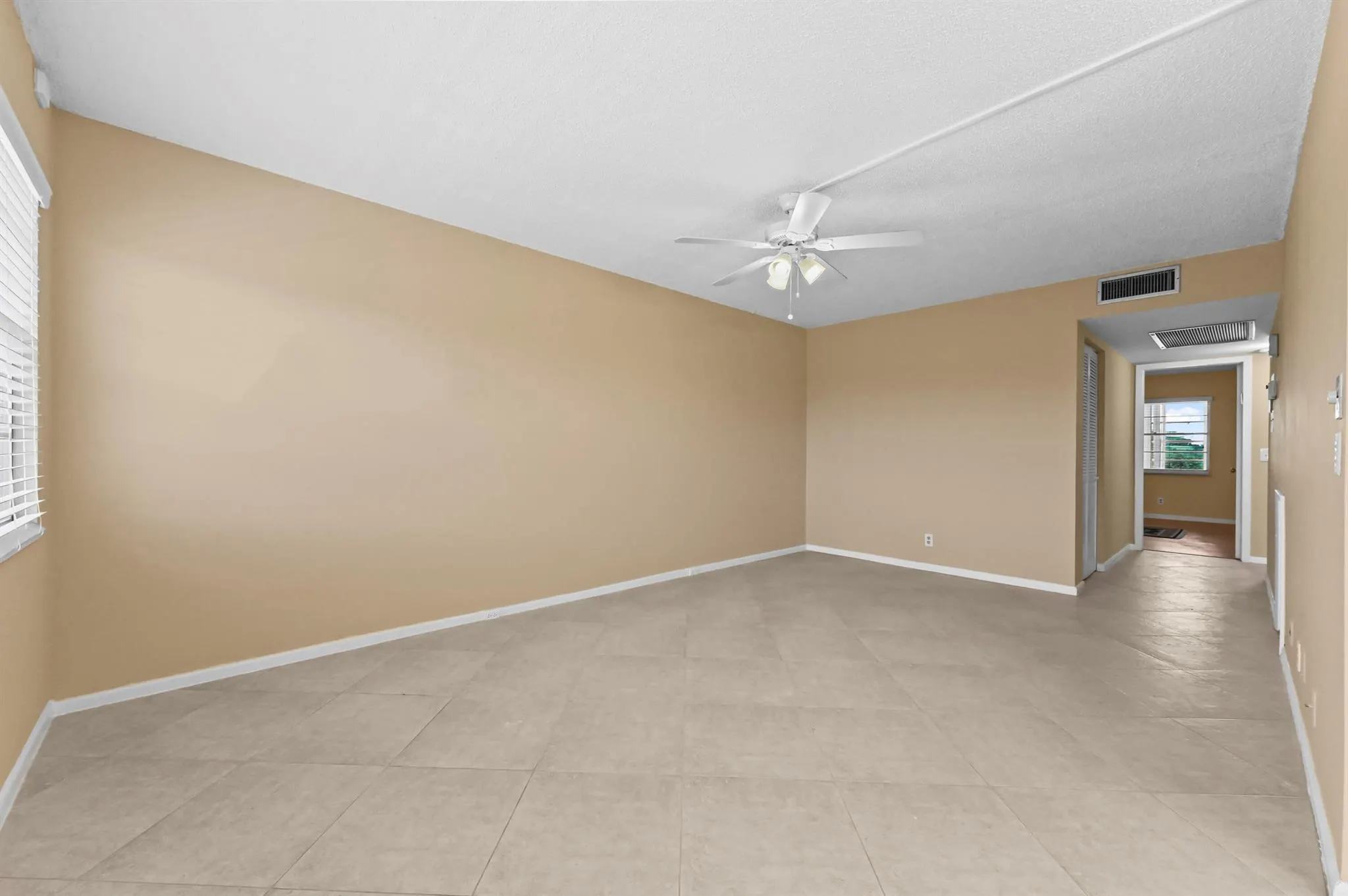 3046 Newcastle C