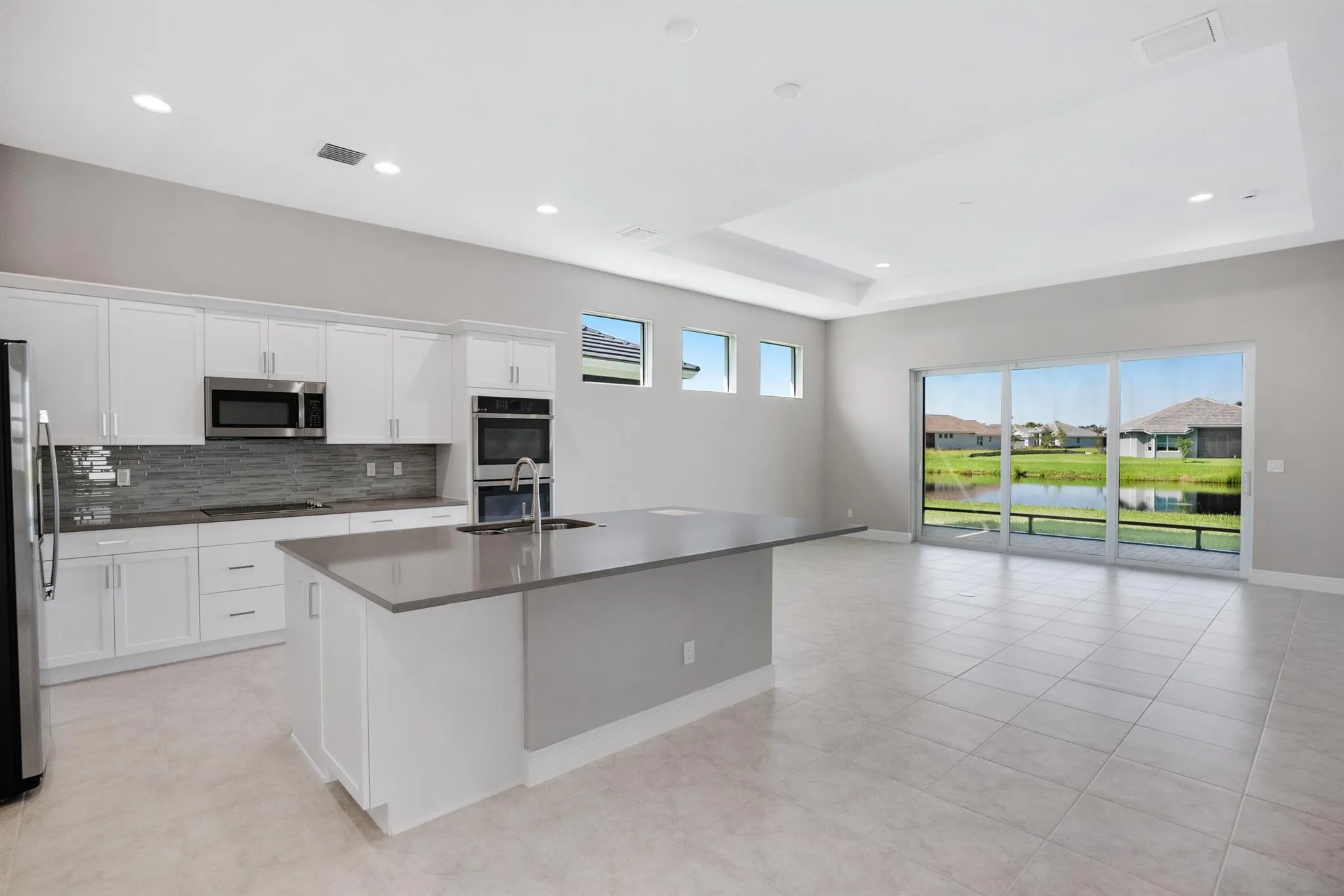 12446 SW Sunrise Lake Terrace