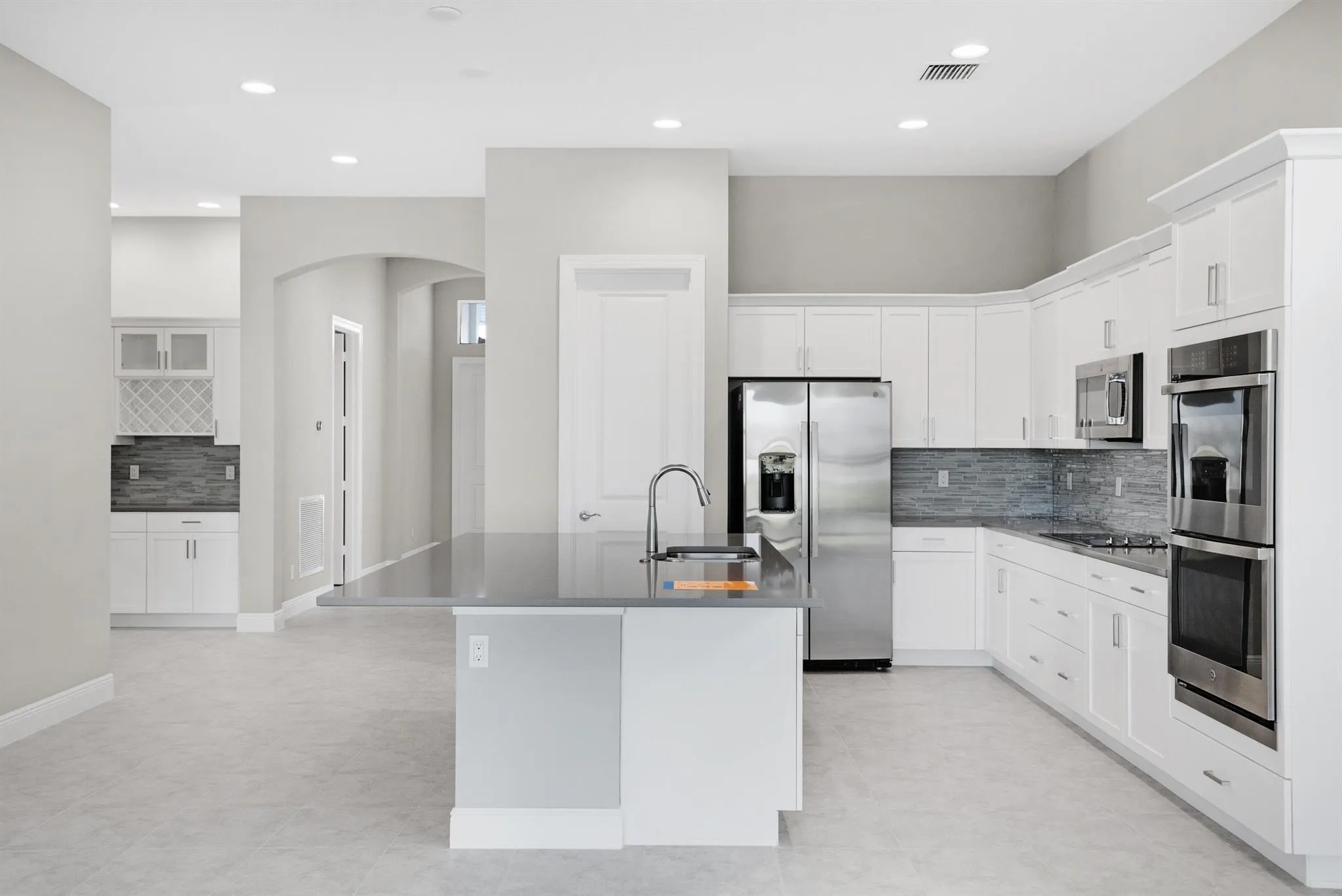 12446 SW Sunrise Lake Terrace