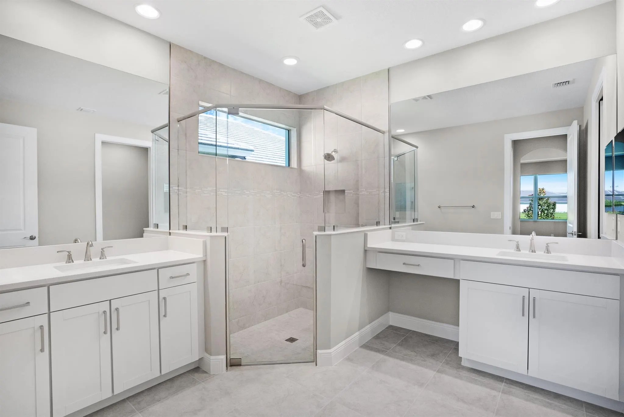 12446 SW Sunrise Lake Terrace