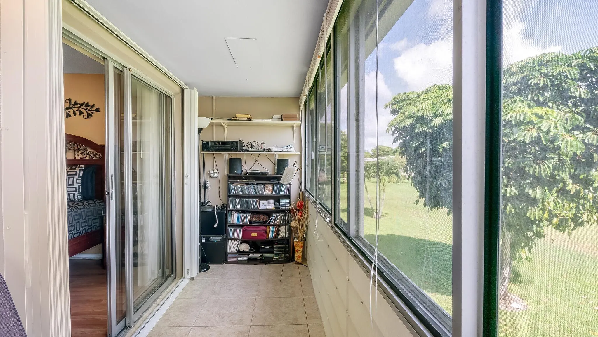 239 Windsor K