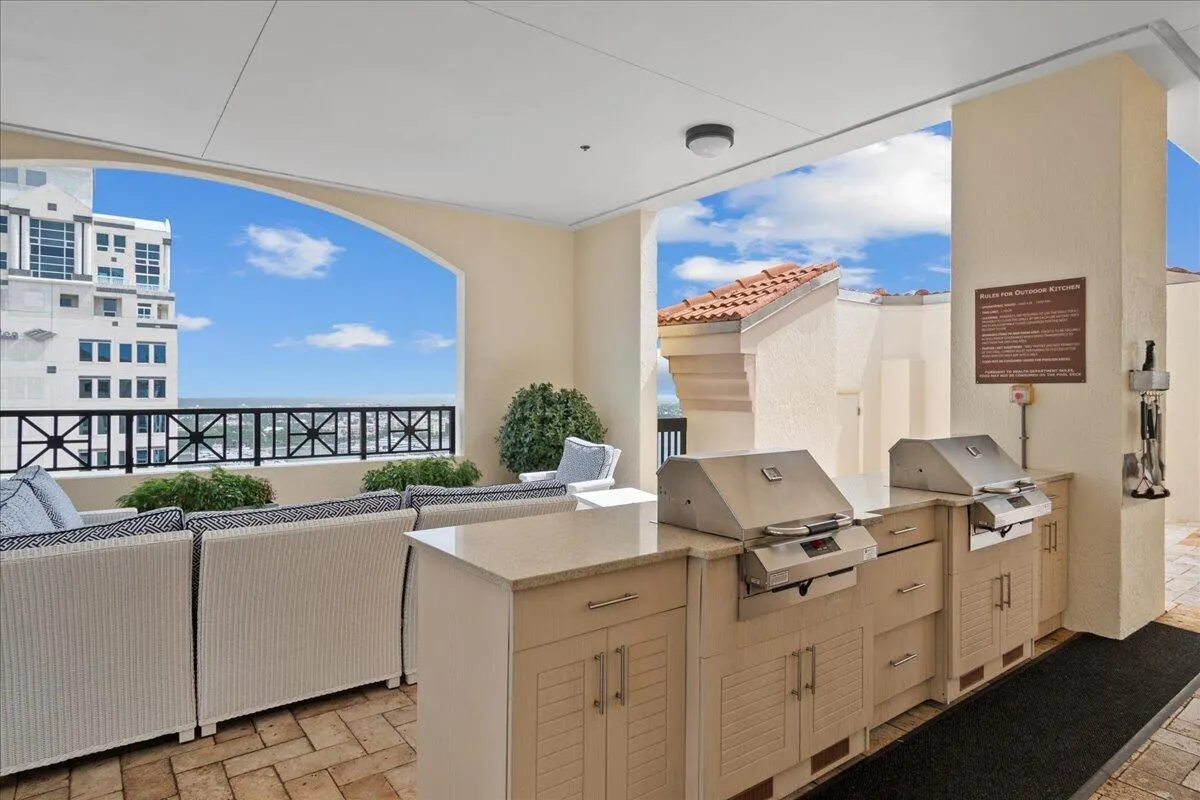 801 S Olive Avenue, #416