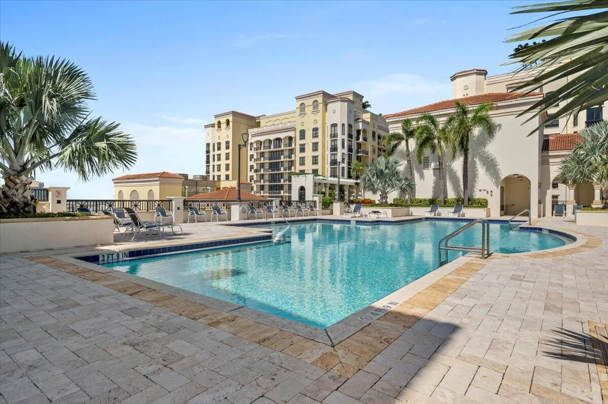 801 S Olive Avenue, #416