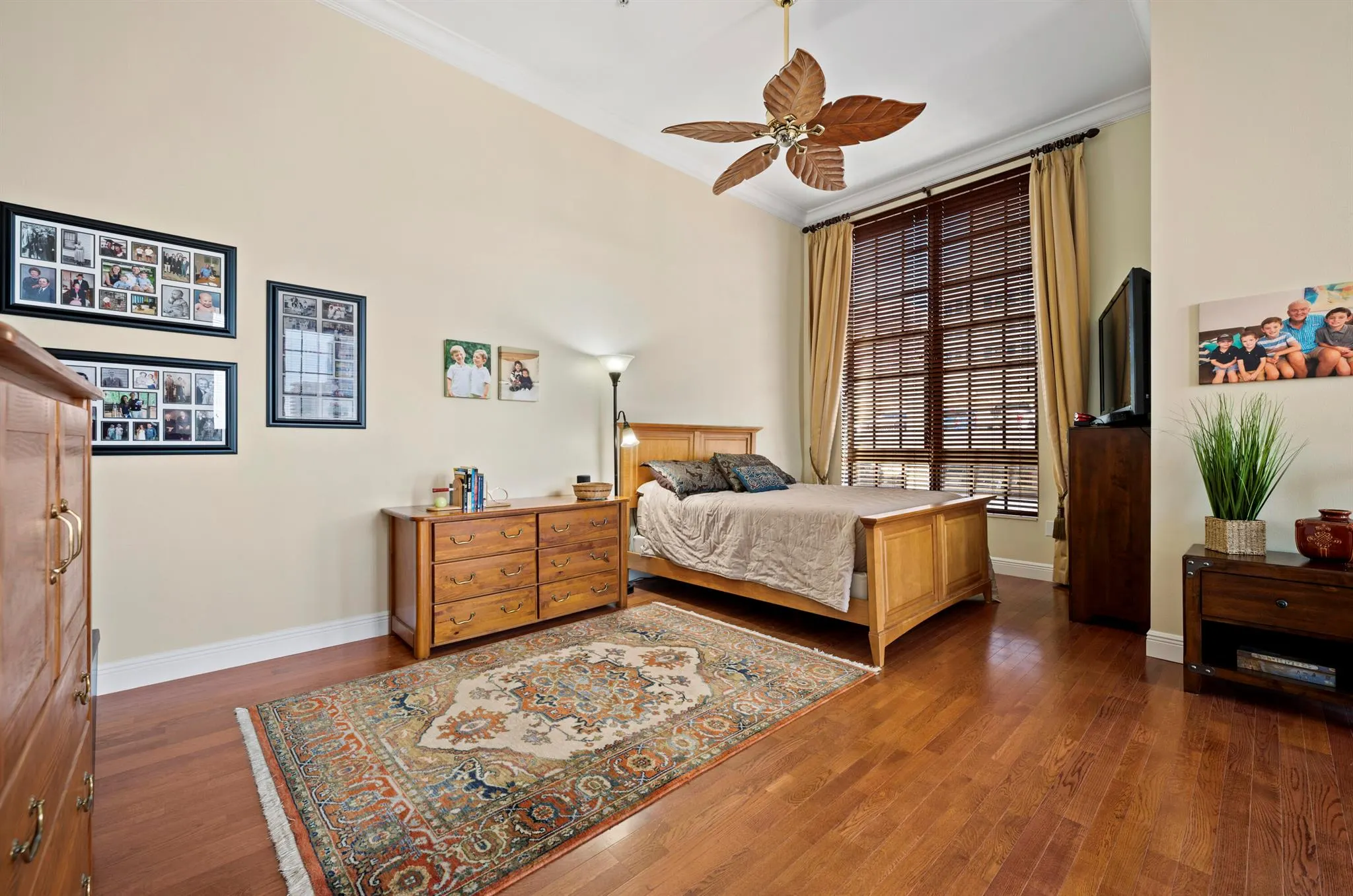 801 S Olive Avenue, #416