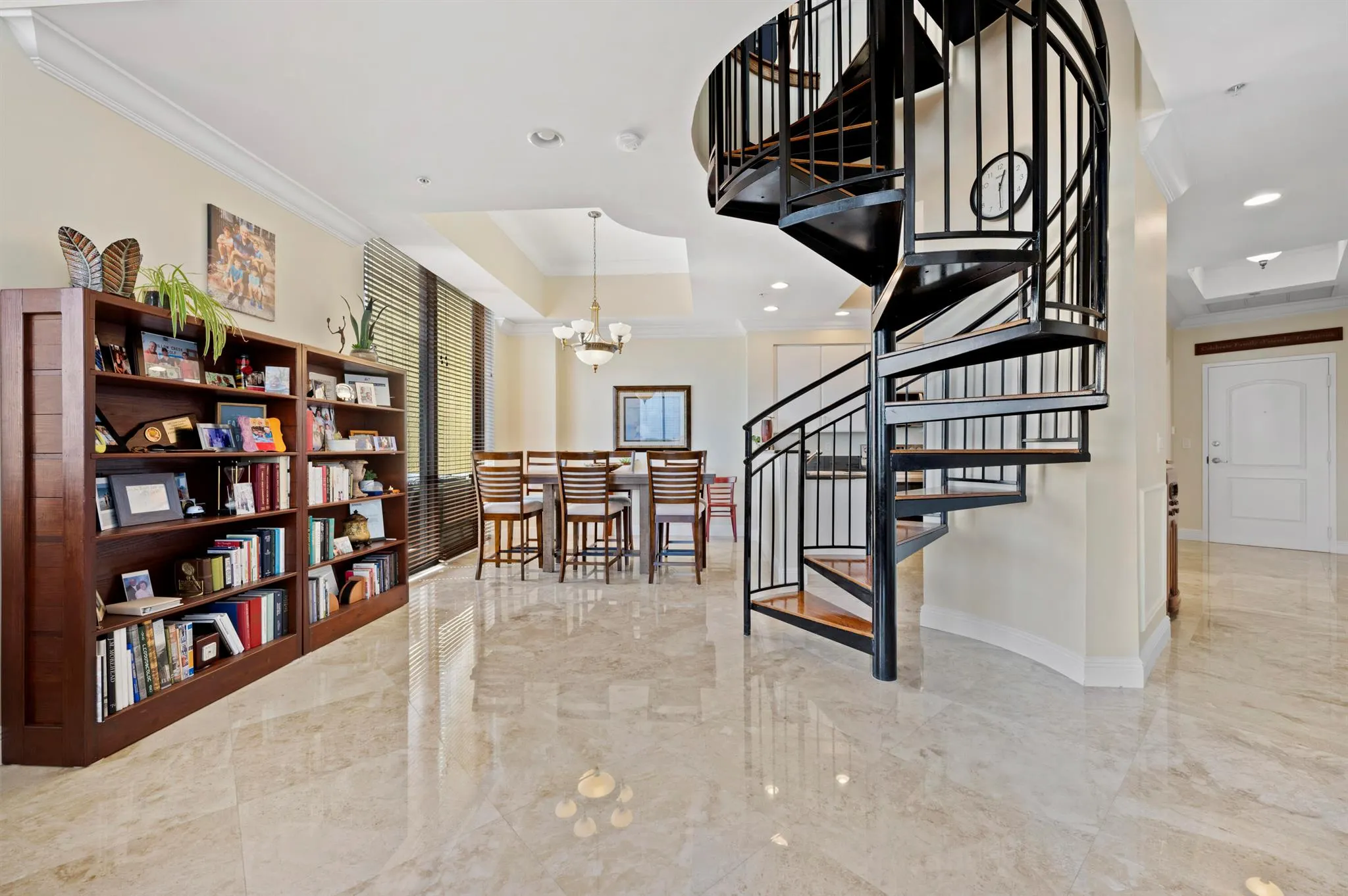 801 S Olive Avenue, #416