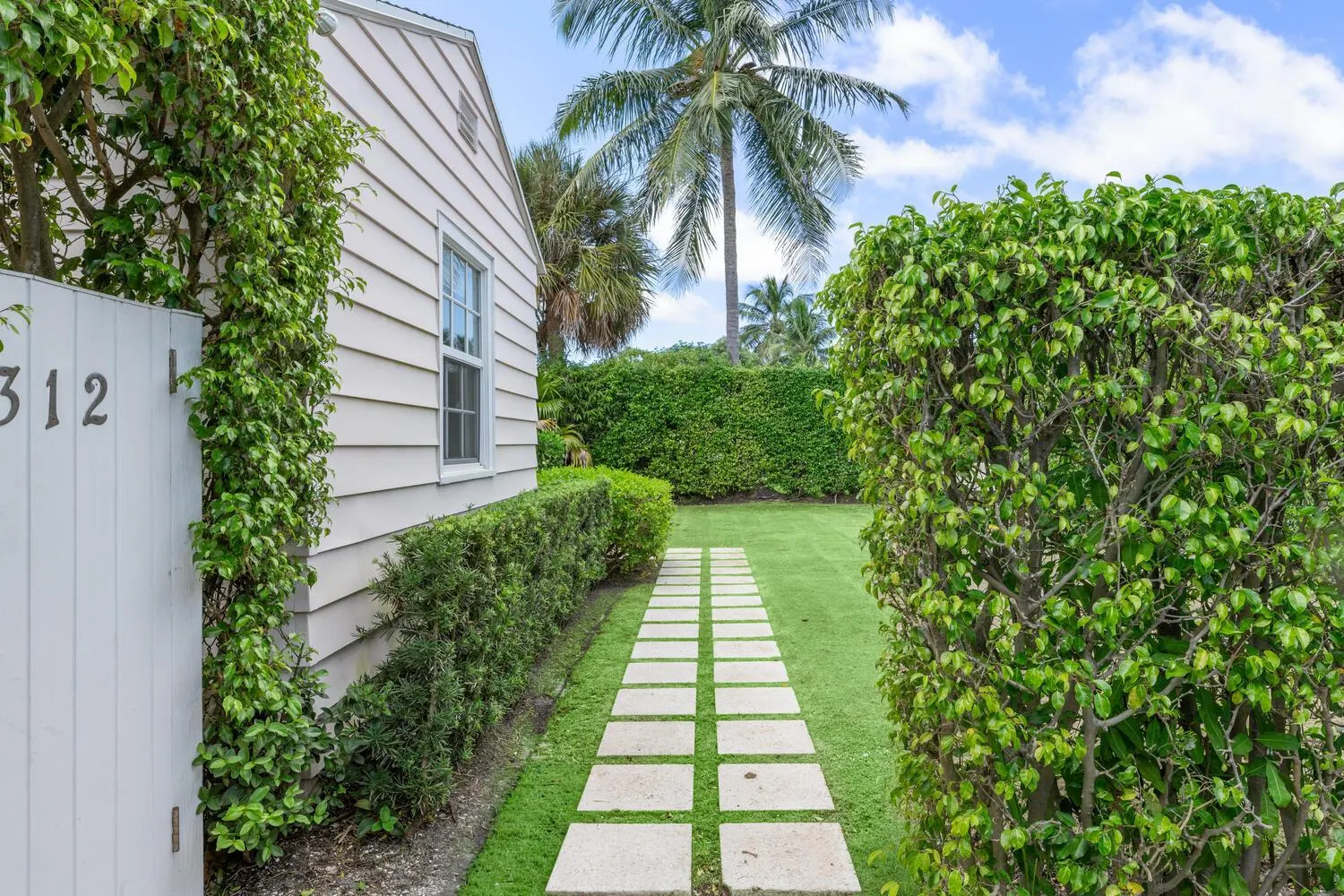 312 Puritan Road Road