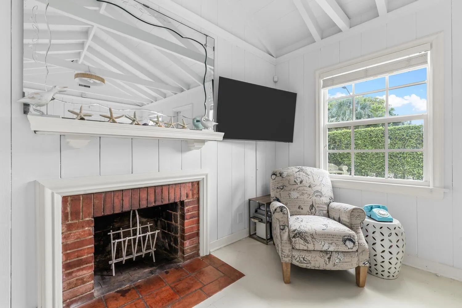 312 Puritan Road Road