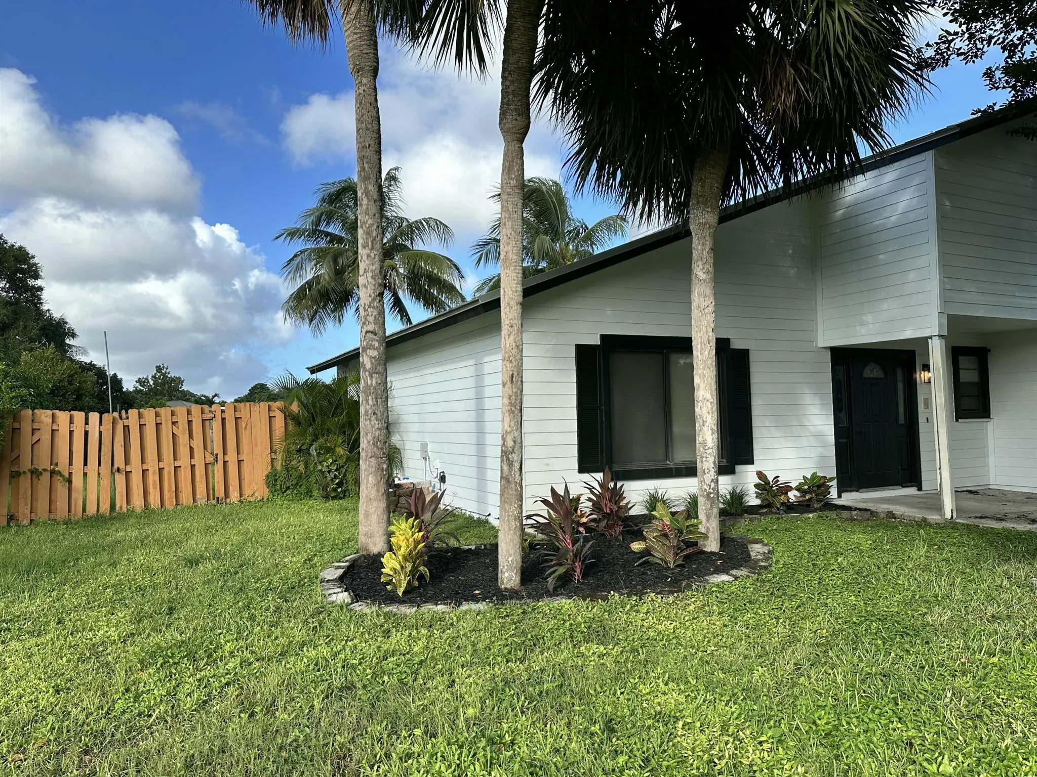 1605 Old Cypress Trail