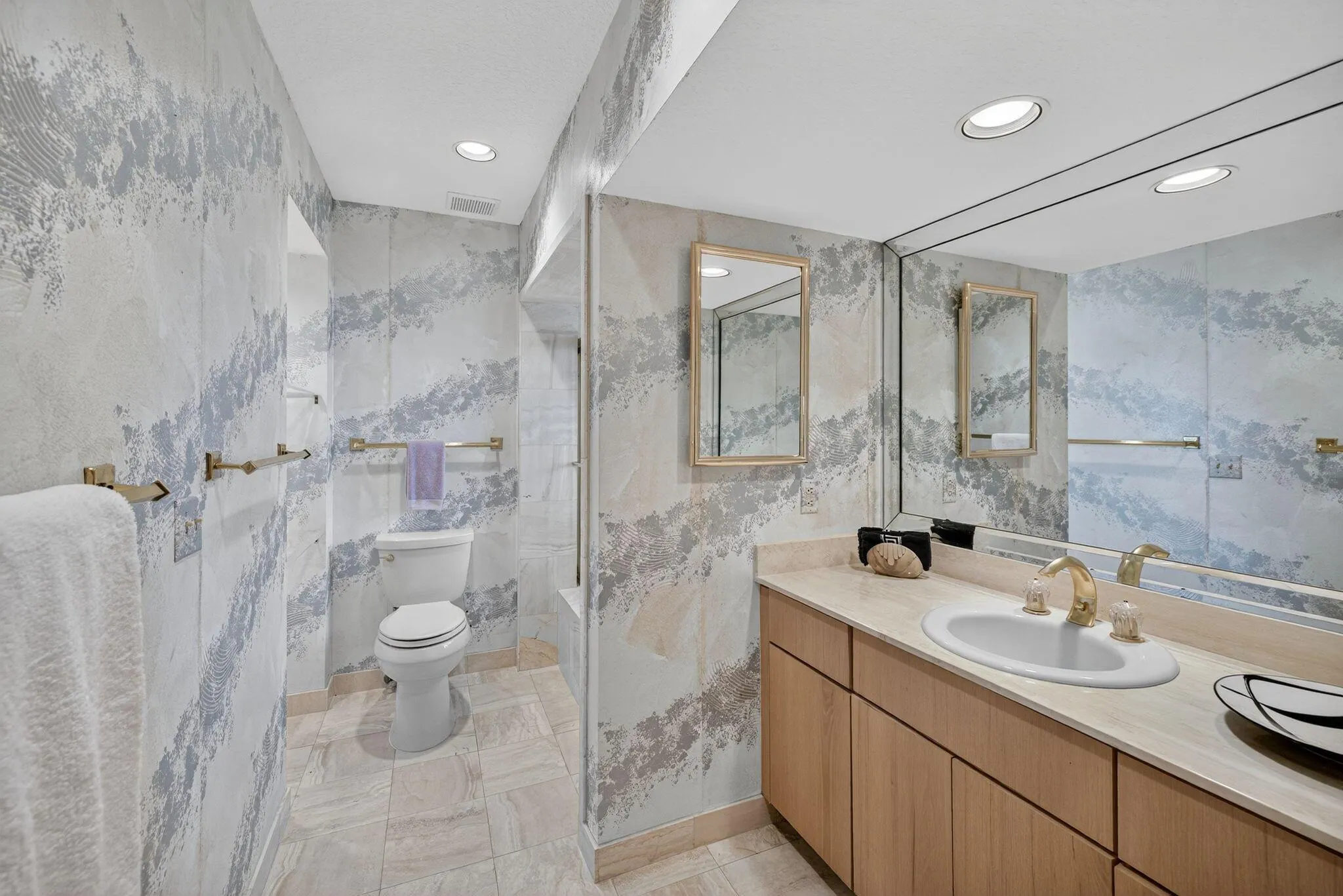 345 Hamlet Drive