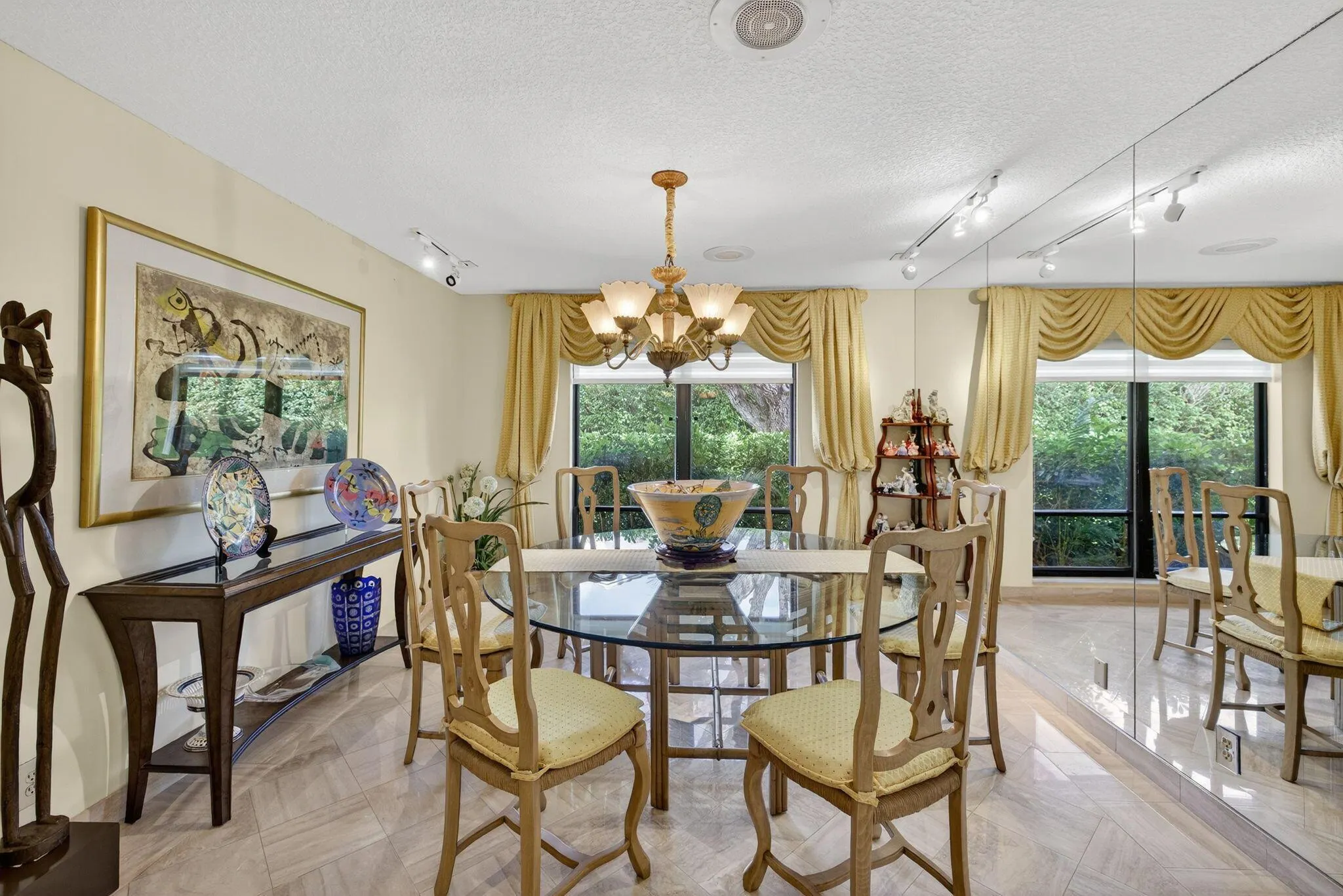345 Hamlet Drive