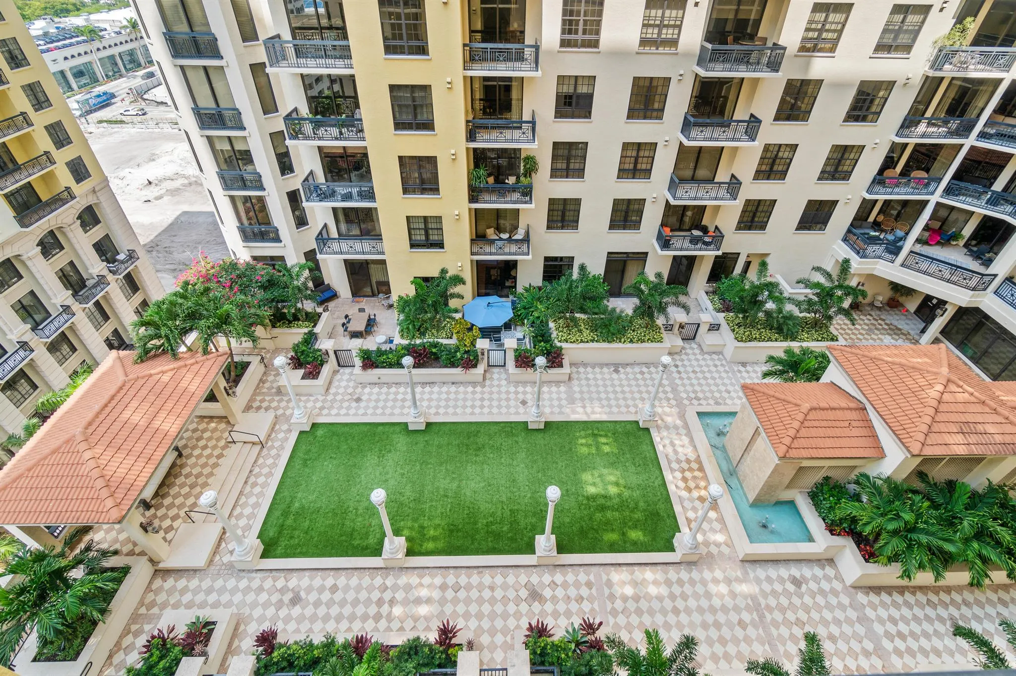701 S Olive Avenue, #1014