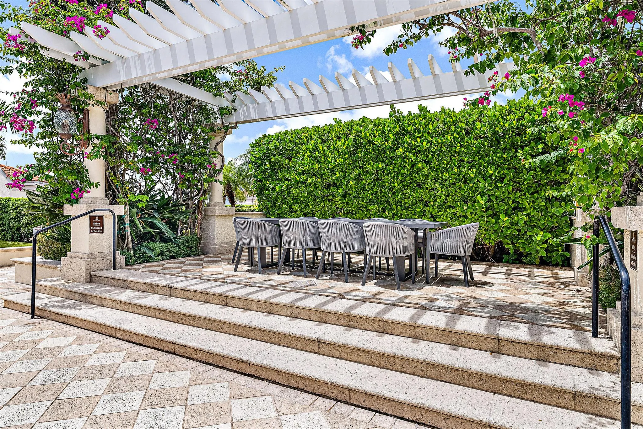 701 S Olive Avenue, #1014