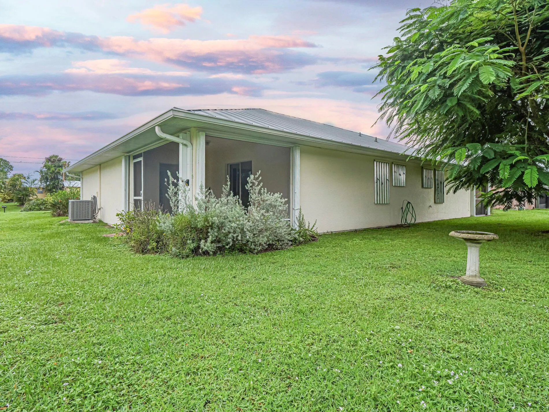 301 S Wimbrow Drive, #B