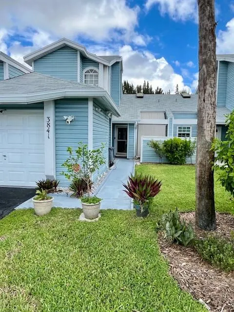 3841 Island Club Circle E