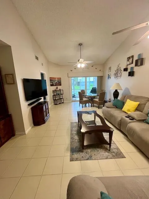 3841 Island Club Circle E