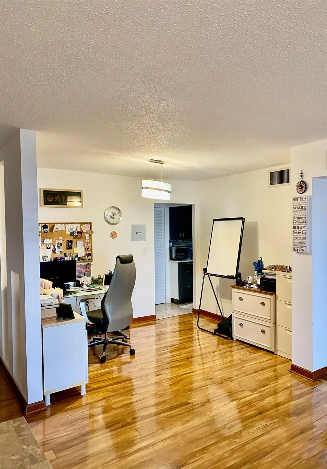 1750 NE 191st Street, #600