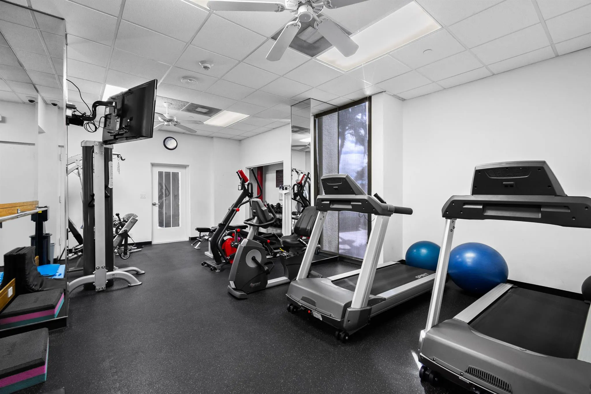 5550 N Ocean Drive, #9d