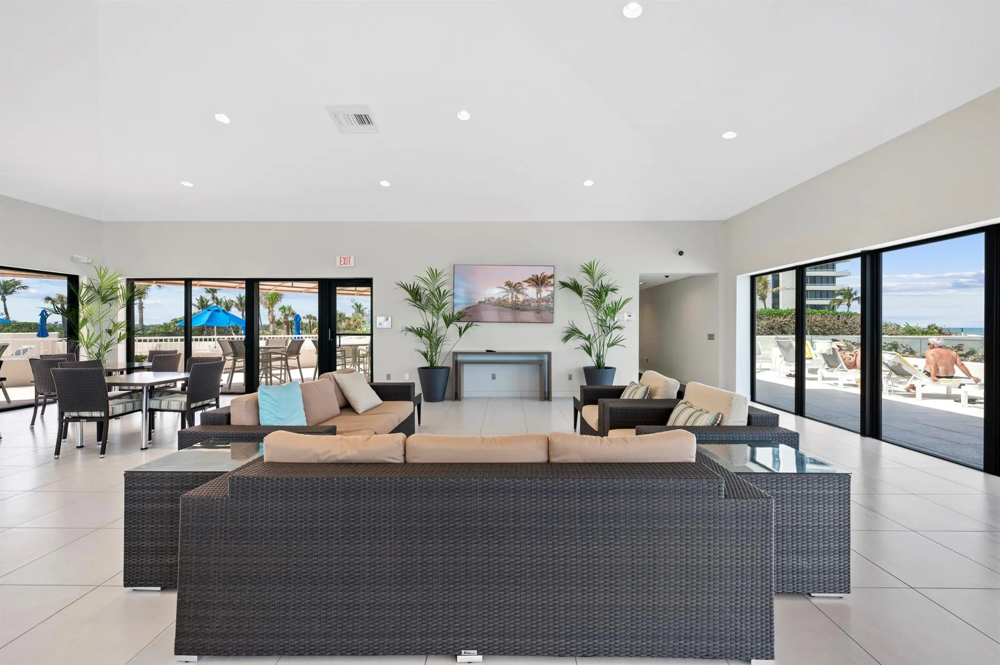 5550 N Ocean Drive, #9d