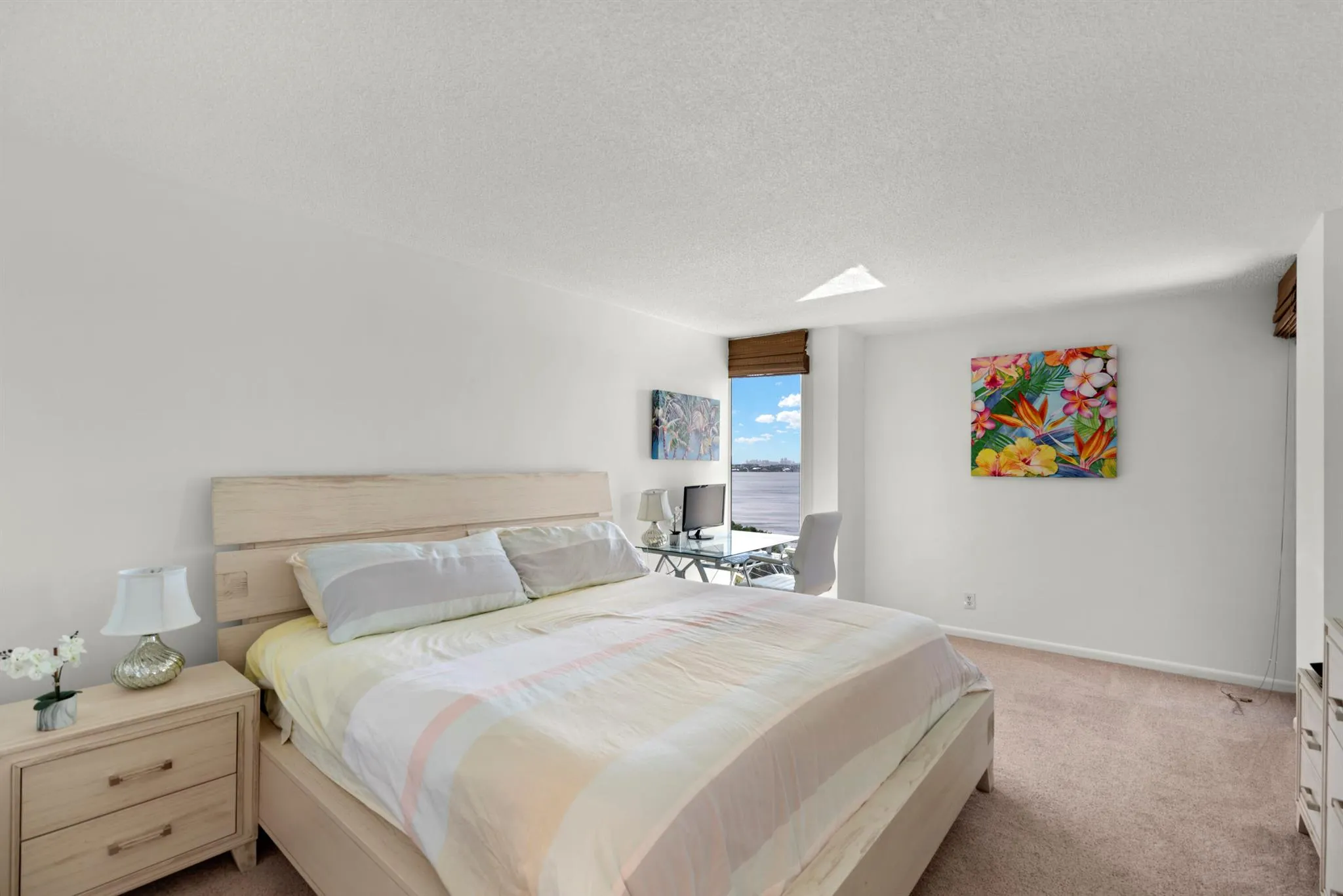 5550 N Ocean Drive, #9d